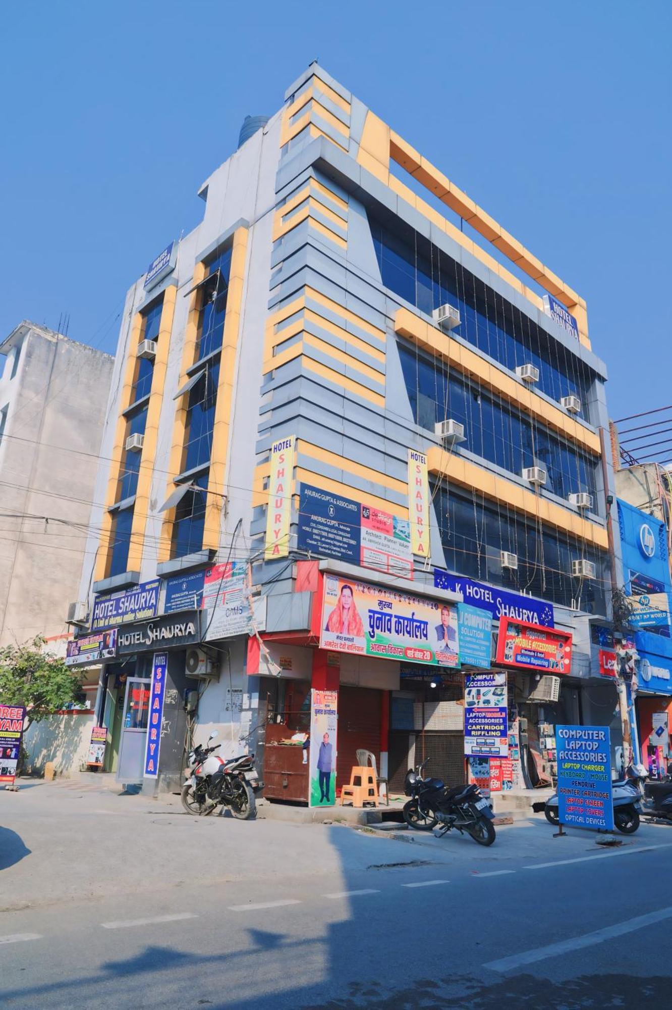 Hotel Shaurya Haridwār Esterno foto
